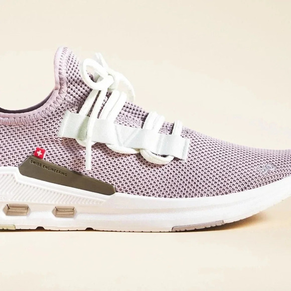 NWT ON Cloudesy Sneaker  Heron/Aloe 8 - Picture 2 of 5